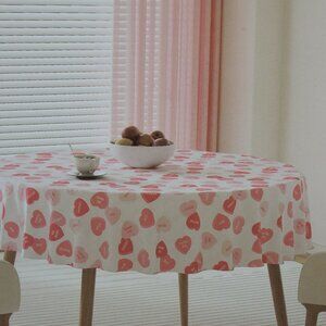VALENTINE'S DAY LOVE HEARTS ROUND VINYL TABLECLOTH NWT 70"